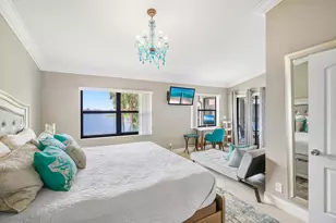 312 Liberty Ct, Deerfield Beach, FL 33442 - Photo 29