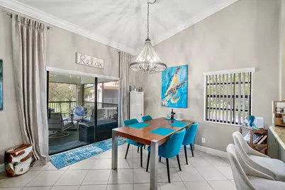 312 Liberty Court, Deerfield Beach, FL 33442 - Photo 9