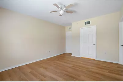 6492 Emerald Dunes Drive #208, West Palm Beach, FL 33411 - Photo 17