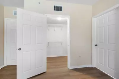 6492 Emerald Dunes Drive #208, West Palm Beach, FL 33411 - Photo 19