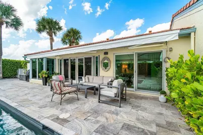 2320 Las Casitas Drive, Wellington, FL 33414 - Photo 7