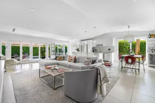 2320 Las Casitas Dr, Wellington, FL 33414 - Photo 9