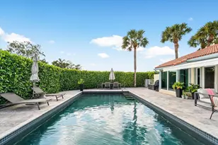 2320 Las Casitas Dr, Wellington, FL 33414 - Photo 21