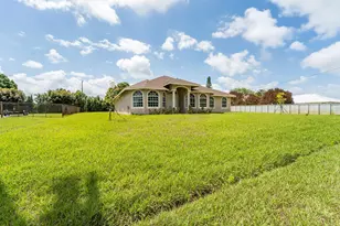 376 SW Paar Dr, Port Saint Lucie, FL 34953 - Photo 5