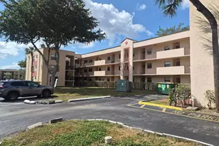 3252 Foxcroft Rd, Miramar, FL 33025 - Photo 3