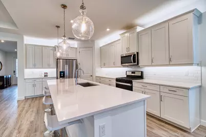 10407 SW Aquila Way, Port Saint Lucie, FL 34987 - Photo 11