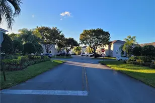 4723 SW 14th St, Deerfield Beach, FL 33442 - Photo 23