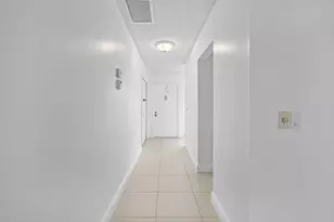 1021 Flame Vine Ave, Delray Beach, FL 33445 - Photo 3