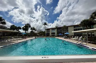 2901 Victoria Cir, Coconut Creek, FL 33066 - Photo 25