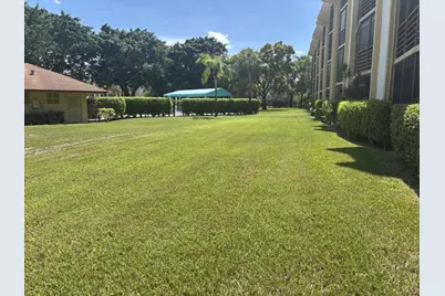 23345 Carolwood Lane #104, Boca Raton, FL 33428 - Photo 11