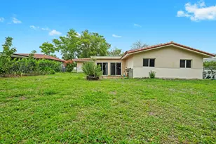 10805 NW 40th St, Coral Springs, FL 33065 - Photo 25