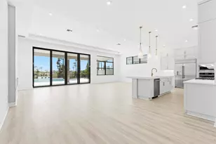 13688 Le Christine Dr, Palm Beach Gardens, FL 33412 - Photo 9