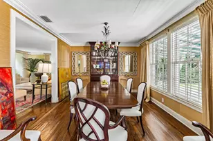 210 Merrain Rd, Palm Beach, FL 33480 - Photo 15