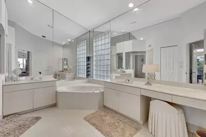 11922 Fountainside Circle, Boynton Beach, FL 33437 - Photo 29