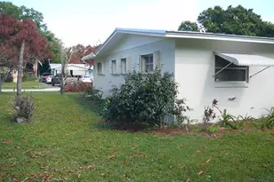 2921 Sherwood Ln, Fort Pierce, FL 34982 - Photo 5