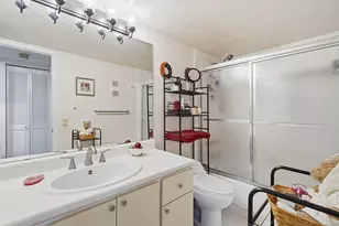 7050 NW 44th St, Lauderhill, FL 33319 - Photo 29