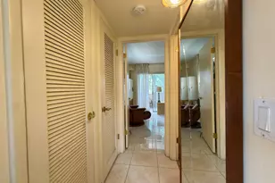 465 Flanders J, Delray Beach, FL 33484 - Photo 9