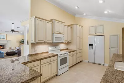 5311 SE Burning Tree Circle, Stuart, FL 34997 - Photo 17