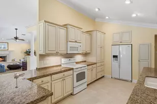 5311 SE Burning Tree Cir, Stuart, FL 34997 - Photo 17