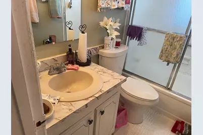 700 Village Green Court #101, Palm Springs, FL 33461 - Photo 19