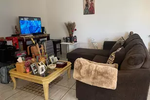 700 Village Green Ct, Palm Springs, FL 33461 - Photo 11