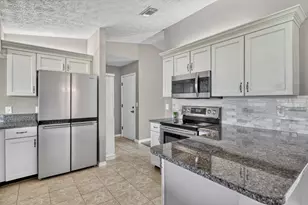 2649 SE Grand Dr, Port Saint Lucie, FL 34952 - Photo 5