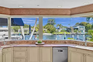 2875 NE 25th Ct, Fort Lauderdale, FL 33305 - Photo 13