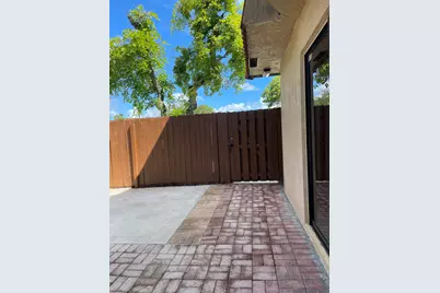 22976 Oxford Place, Boca Raton, FL 33433 - Photo 57