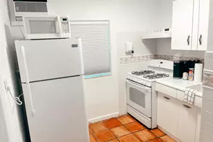 516 3rd Ave S, Lake Worth Beach, FL 33460 - Photo 3