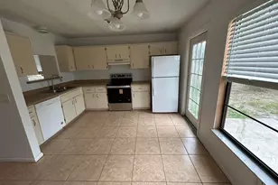 1036 SW 19th Ave Ave SW, Vero Beach, FL 32962 - Photo 3