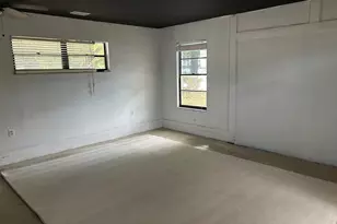 1036 SW 19th Ave Ave SW, Vero Beach, FL 32962 - Photo 9