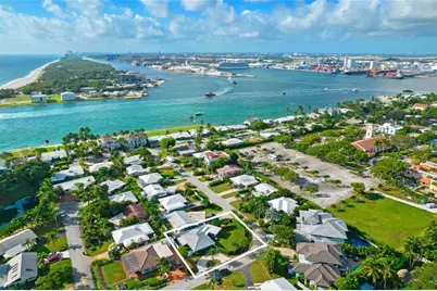 2000 SE 26th Avenue, Fort Lauderdale, FL 33316 - Photo 1