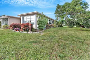 1232 Club Dr W, Delray Beach, FL 33445 - Photo 7