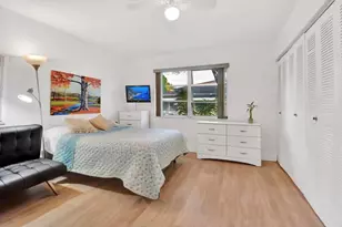 1232 Club Dr W, Delray Beach, FL 33445 - Photo 19