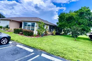1232 Club Dr W, Delray Beach, FL 33445 - Photo 25