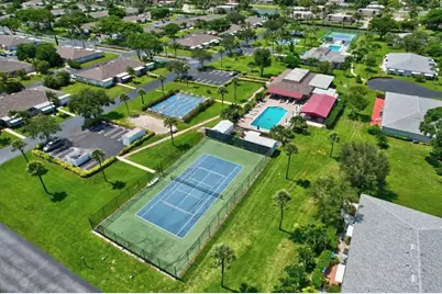 1232 Club Drive W #D, Delray Beach, FL 33445 - Photo 11