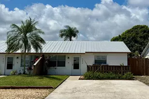 8698 SE Hobe Ridge Ave, Hobe Sound, FL 33455 - Photo 1