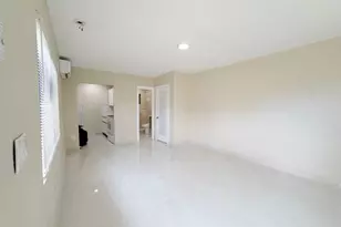 53 NE 16th Pl, Fort Lauderdale, FL 33305 - Photo 7