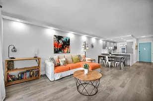 400 SE 10th St, Deerfield Beach, FL 33441 - Photo 5