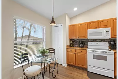 400 SW Ridgecrest Drive, Port Saint Lucie, FL 34953 - Photo 13