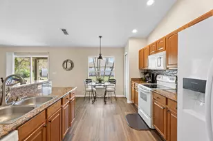 400 SW Ridgecrest Dr, Port Saint Lucie, FL 34953 - Photo 11