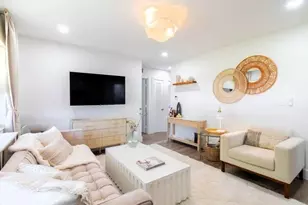 246 NE 14th St, Delray Beach, FL 33444 - Photo 13