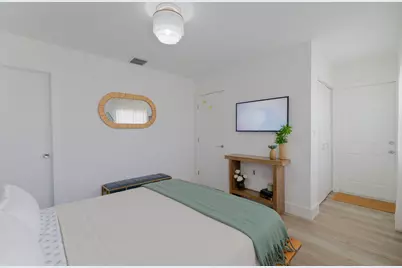 246 NE 14th Street, Delray Beach, FL 33444 - Photo 19