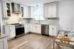 246 NE 14th St, Delray Beach, FL 33444 - Photo 15