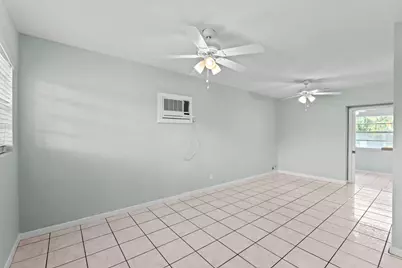 1439 W Broome Street, Lantana, FL 33462 - Photo 11