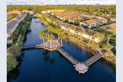 704 SW 2nd Way, Pompano Beach, FL 33060 - Photo 3
