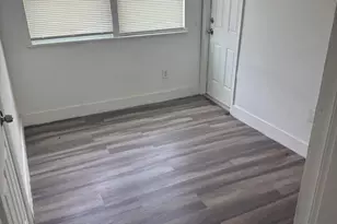 5521 SW 34th St, Pembroke Park, FL 33023 - Photo 9