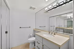 4000 N Ocean Dr, Singer Island, FL 33404 - Photo 41