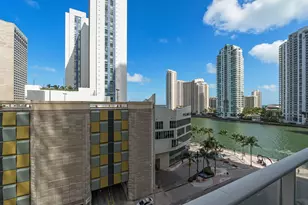 300 S Biscayne Blvd, Miami, FL 33131 - Photo 1