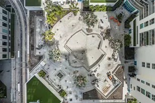 300 S Biscayne Blvd, Miami, FL 33131 - Photo 43